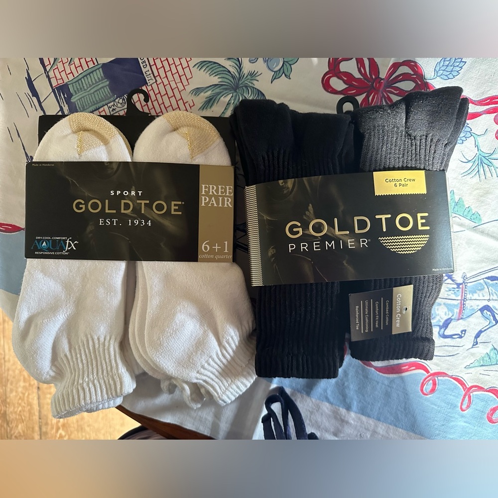 Men’s Gold Toe sock bundle